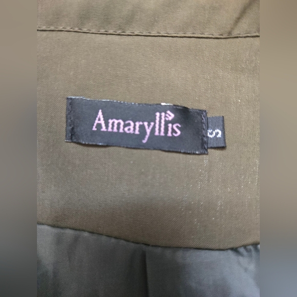 AMARYLLIS Olive Green Relaxed Fit Beltless Trench Coat. Size Small - Picture 10 of 13